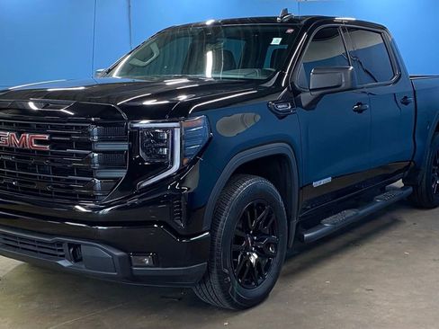 Used 2024 GMC Sierra 1500 Elevation image 5