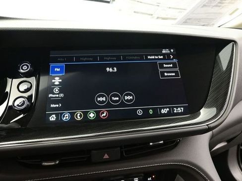 Used 2022 Buick Envision Preferred FWD image 34