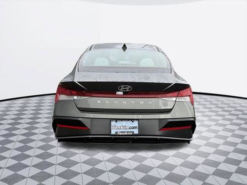 New 2026 Hyundai Elantra Limited image 6