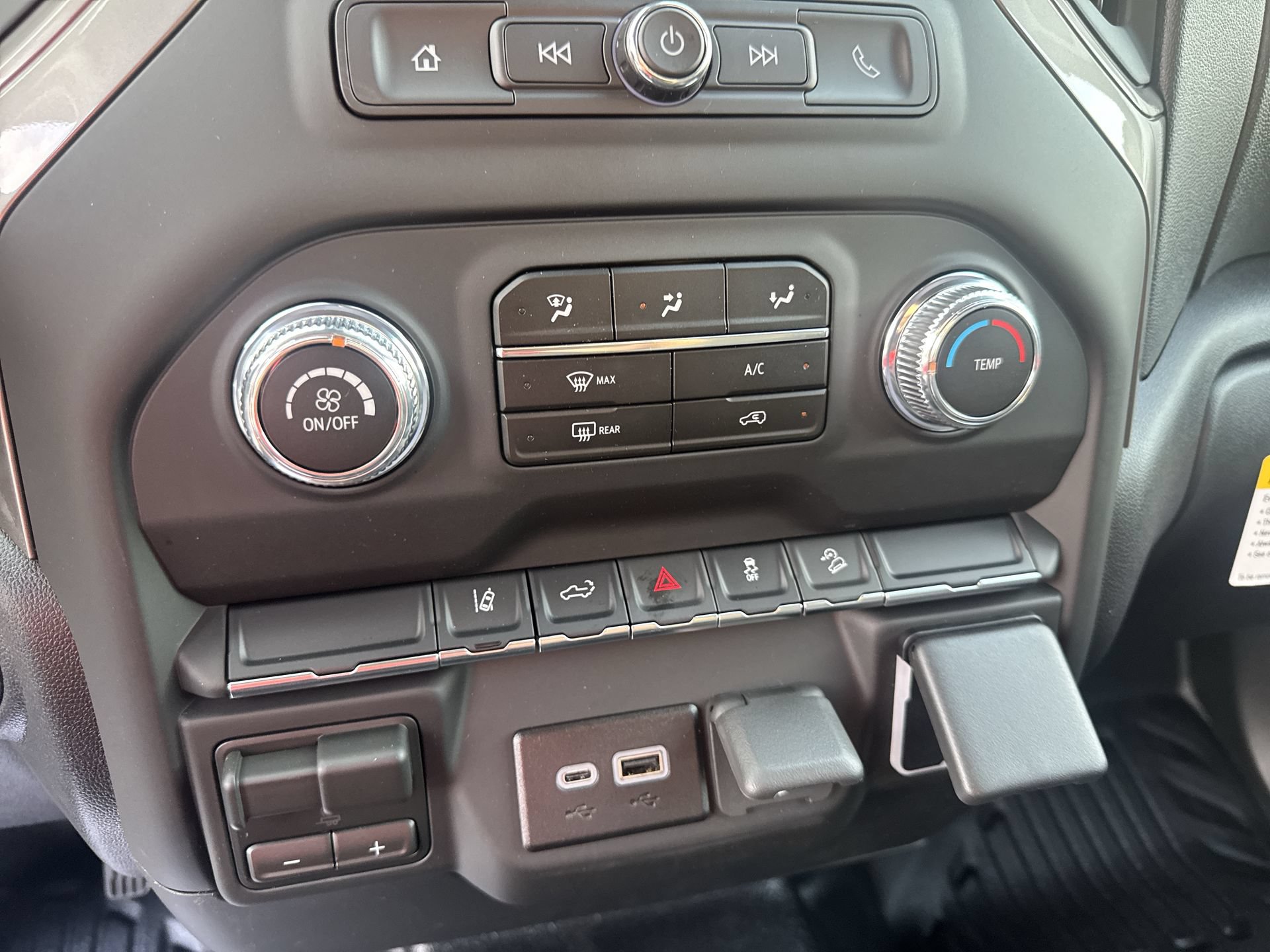 New 2026 GMC Sierra 2500 Pro w/ Convenience Package AWD/4WD image 16