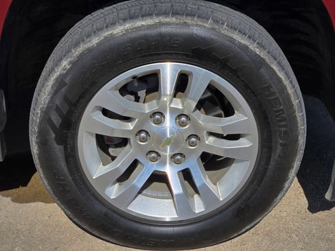 Used 2018 Chevrolet Tahoe LT AWD/4WD image 9