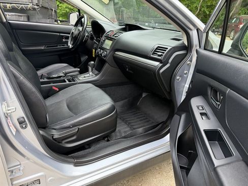Used 2013 Subaru Crosstrek 2.0i Limited AWD/4WD image 18