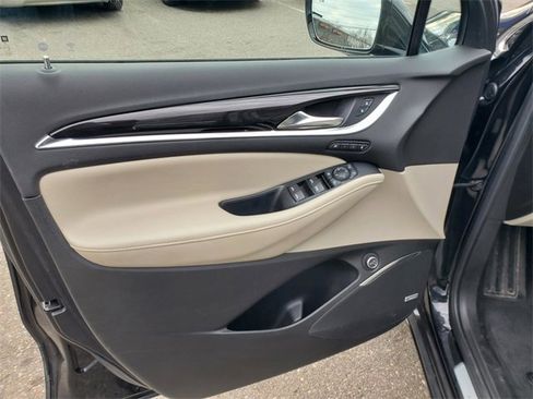 Used 2021 Buick Enclave Premium w/ Sun and Sites Package image 10