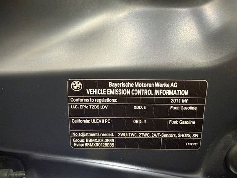 Used 2011 BMW 528i Sedan RWD image 38