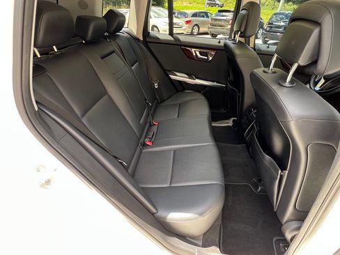 Used 2013 Mercedes-Benz GLK 350 4MATIC image 18