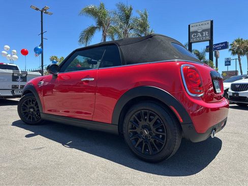 Used 2019 MINI Cooper Convertible image 40
