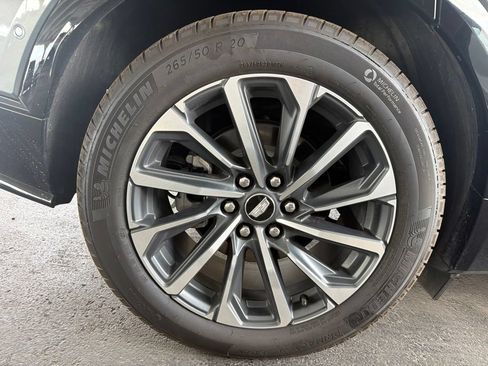 Certified 2024 Cadillac Lyriq Sport w/ LPO, Floor Liner Package AWD/4WD image 10