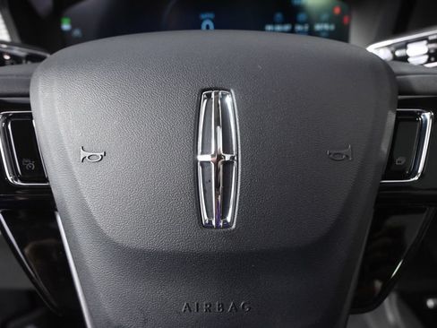 Certified 2023 Lincoln Corsair AWD w/ Equipment Group 101A image 35