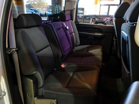 Used 2012 Chevrolet Silverado 2500 LT w/ Interior Plus Package image 31
