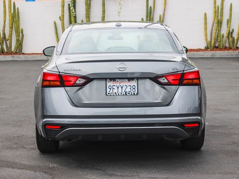 Used 2023 Nissan Altima 2.5 SV image 8
