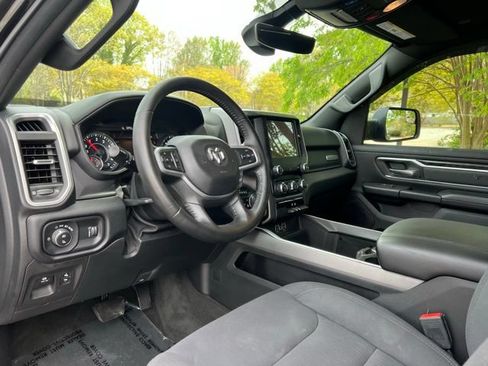 Used 2022 RAM 1500 Big Horn AWD/4WD image 11
