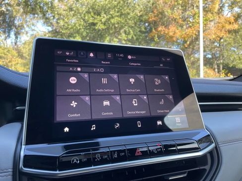 Used 2023 Jeep Compass Limited image 19