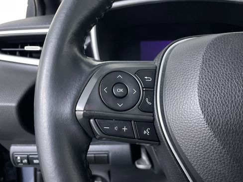 Used 2020 Toyota Corolla XSE image 28