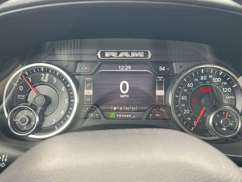 Used 2021 RAM 1500 Laramie image 12