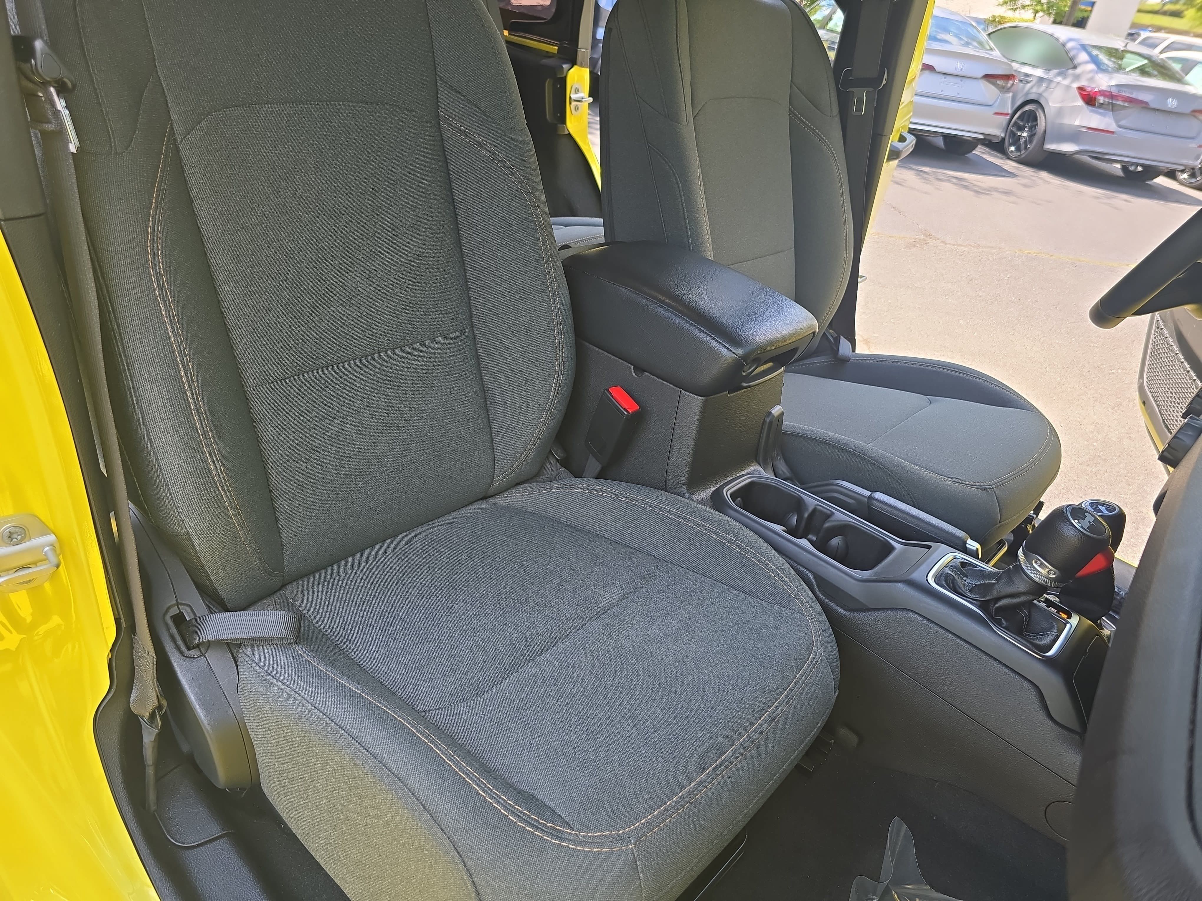 Used 2024 Jeep Wrangler Unlimited Sport AWD/4WD image 10