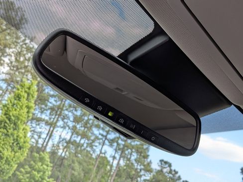 Used 2020 Nissan Rogue SL w/ Premium Package image 22