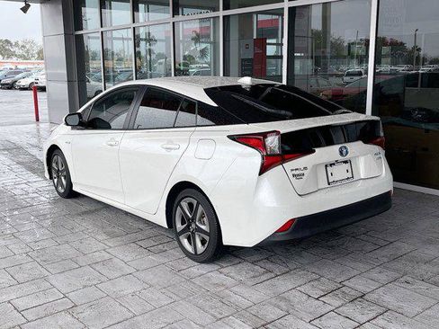 Certified 2020 Toyota Prius Limited FWD image 5