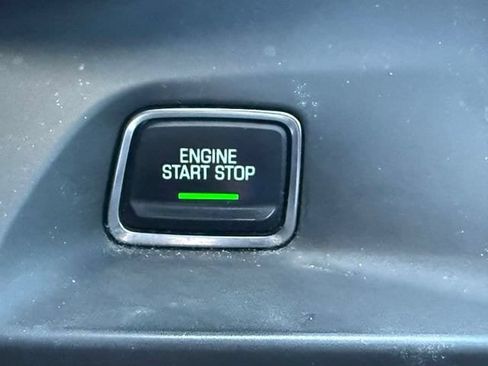 Used 2022 Chevrolet Camaro SS RWD image 21