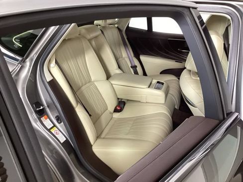 Used 2019 Lexus LS 500 AWD w/ Interior Upgrade Package image 37