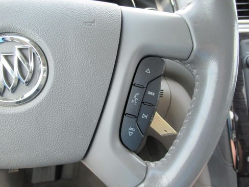 Used 2016 Buick Enclave Convenience FWD image 25