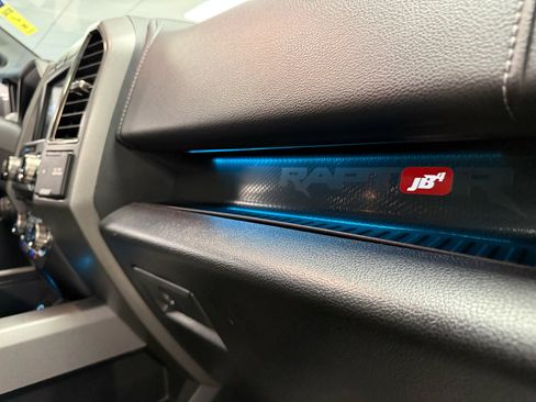 Used 2018 Ford F150 Raptor w/ Equipment Group 802A Luxury image 25