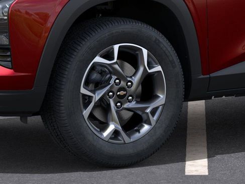 New 2026 Chevrolet Trax LT w/ Driver Confidence Package FWD image 10