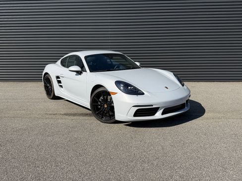 Certified 2024 Porsche 718 Cayman image 7