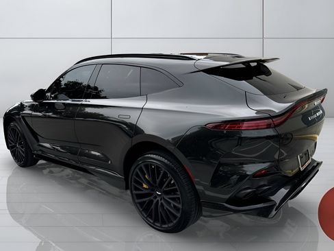 Used 2024 Aston Martin DBX 707 AWD/4WD image 2