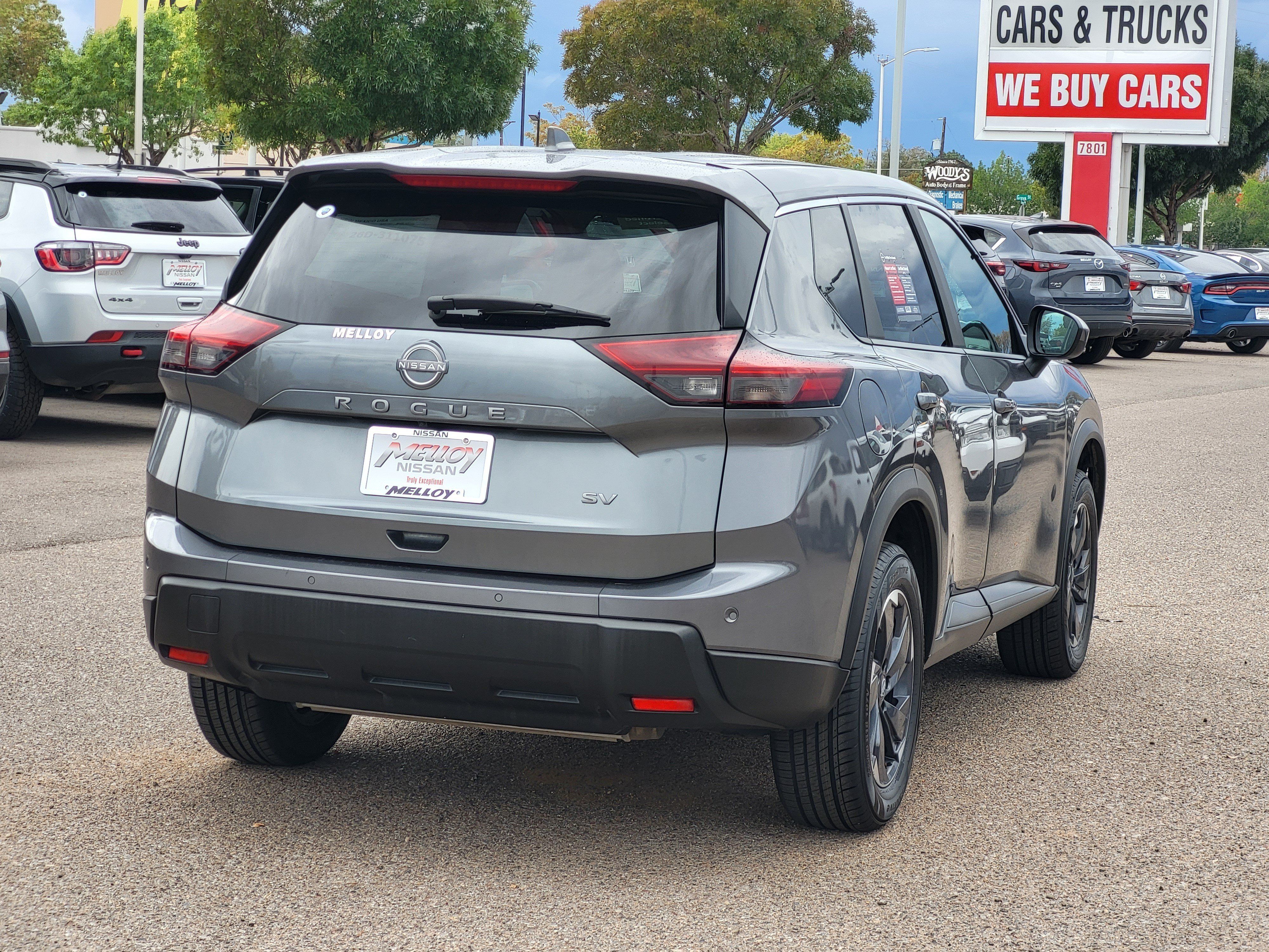 Certified 2024 Nissan Rogue SV FWD image 7
