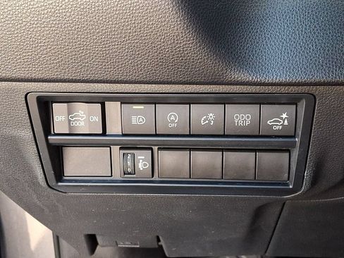 Used 2024 Toyota Tundra SR5 w/ SR5 Convenience Package AWD/4WD image 23