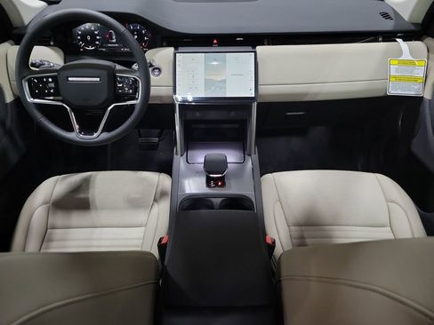 New 2025 Land Rover Discovery Sport S image 25
