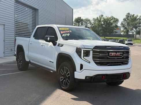 Used 2026 GMC Sierra 1500 AT4 w/ AT4 Premium Package AWD/4WD image 5
