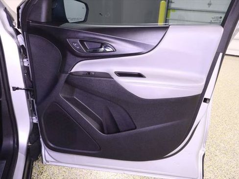 Used 2019 Chevrolet Equinox Premier AWD/4WD image 40