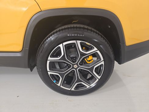 Used 2023 Rivian R1T Adventure AWD/4WD image 10