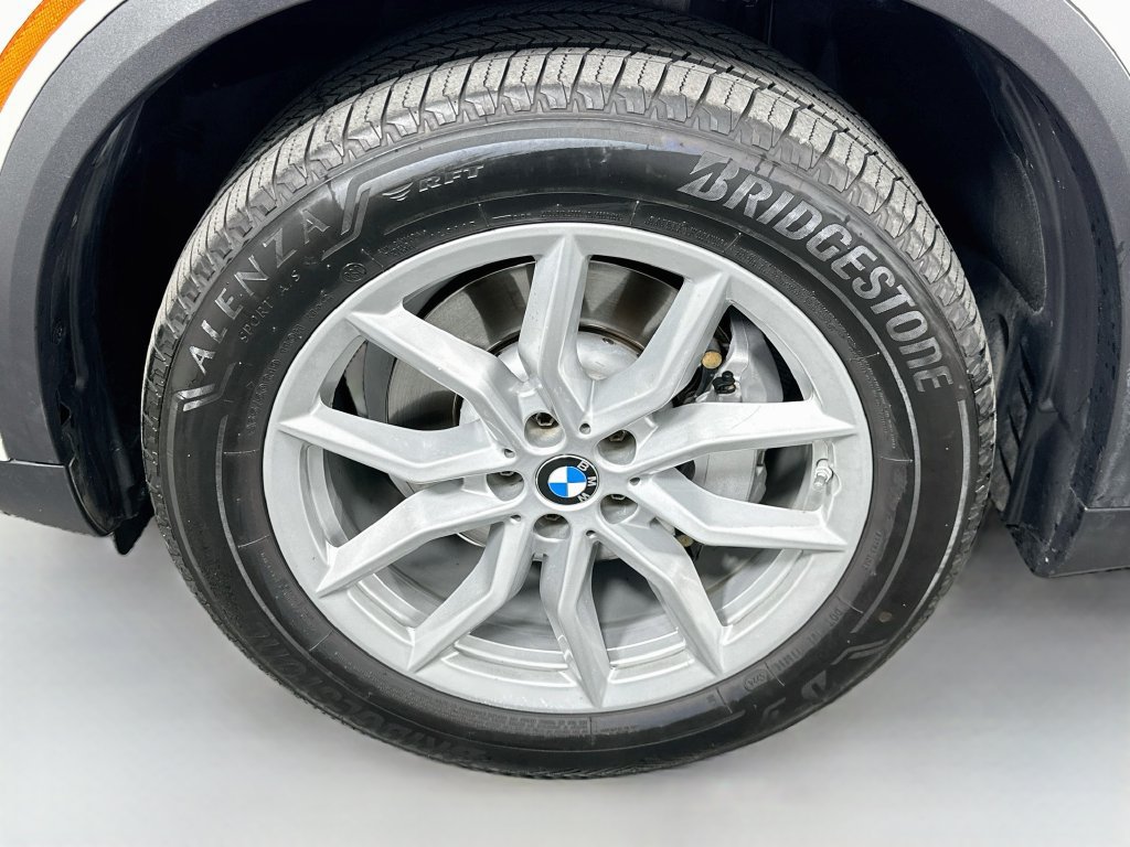 Used 2022 BMW X5 xDrive40i AWD/4WD image 32