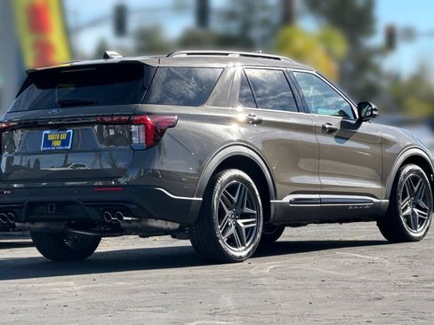 New 2026 Ford Explorer ST w/ Sun And Sound Package AWD/4WD image 3