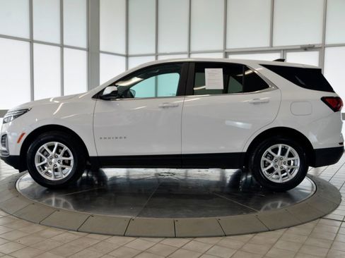 Used 2023 Chevrolet Equinox LT FWD image 5