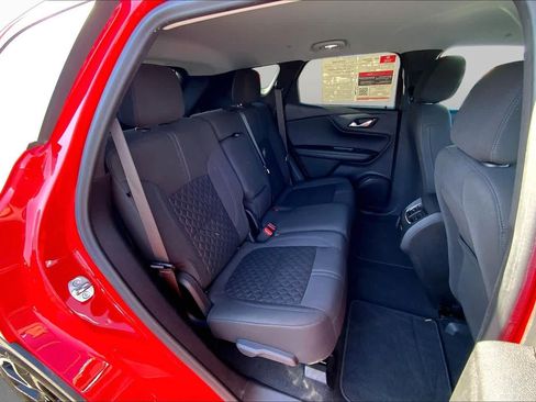 Used 2022 Chevrolet Blazer LT FWD image 20
