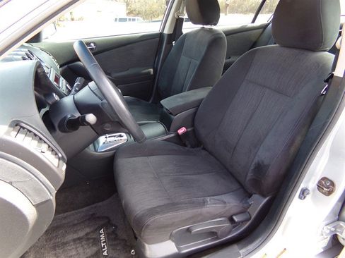 Used 2010 Nissan Altima 2.5 S image 23