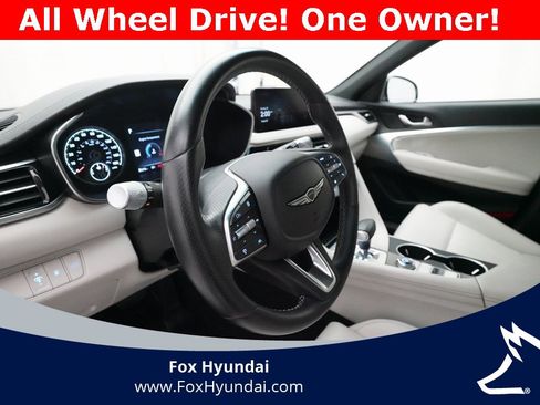 Used 2024 Genesis G70 2.5T image 8