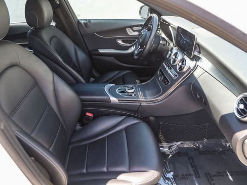 Used 2020 Mercedes-Benz C 300 Sedan image 8