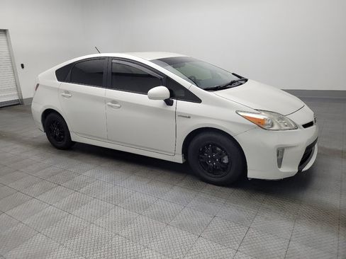 Used 2015 Toyota Prius Four image 11
