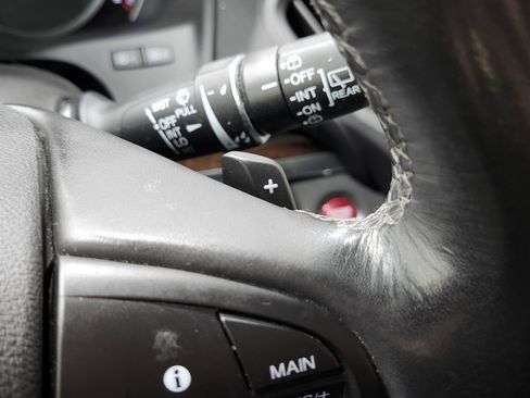 Used 2017 Acura MDX image 11