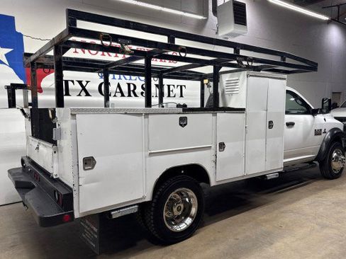 Used 2017 RAM 5500 Tradesman w/ Power & Remote Entry Group image 5