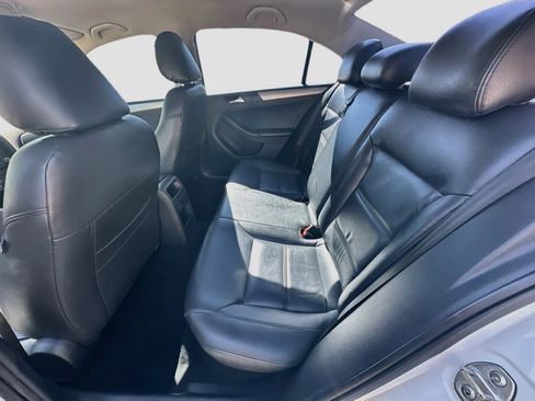 Used 2017 Volkswagen Jetta S FWD image 25