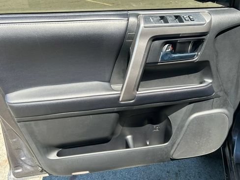 Used 2019 Toyota 4Runner SR5 Premium AWD/4WD image 20