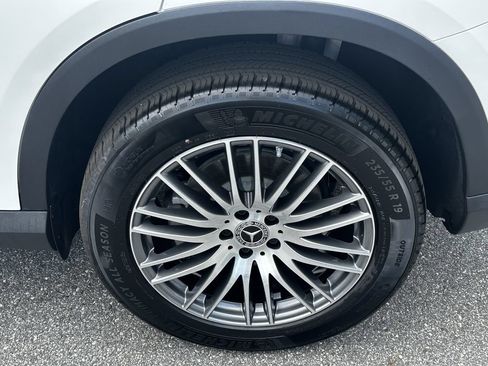 Certified 2026 Mercedes-Benz GLC 300 image 23
