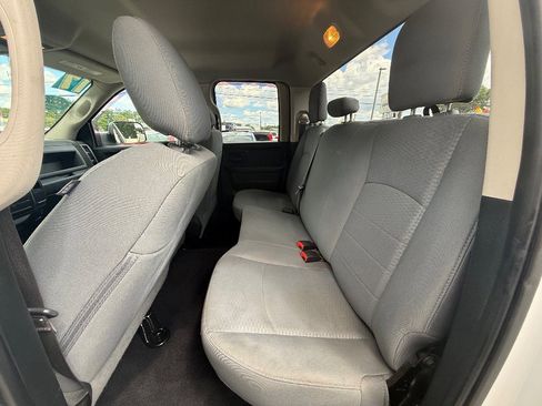Used 2017 RAM 1500 Express AWD/4WD image 7