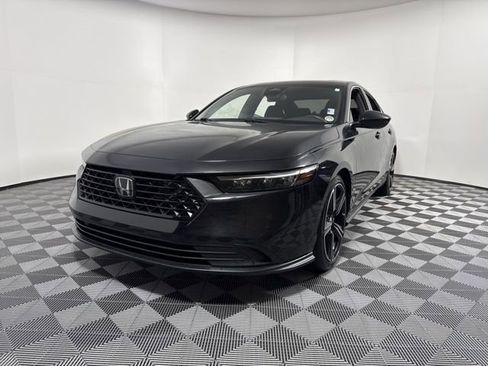 Used 2023 Honda Accord Sport image 1