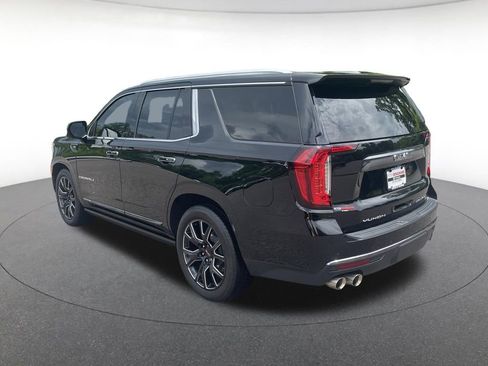 Used 2024 GMC Yukon Denali Ultimate AWD/4WD image 4